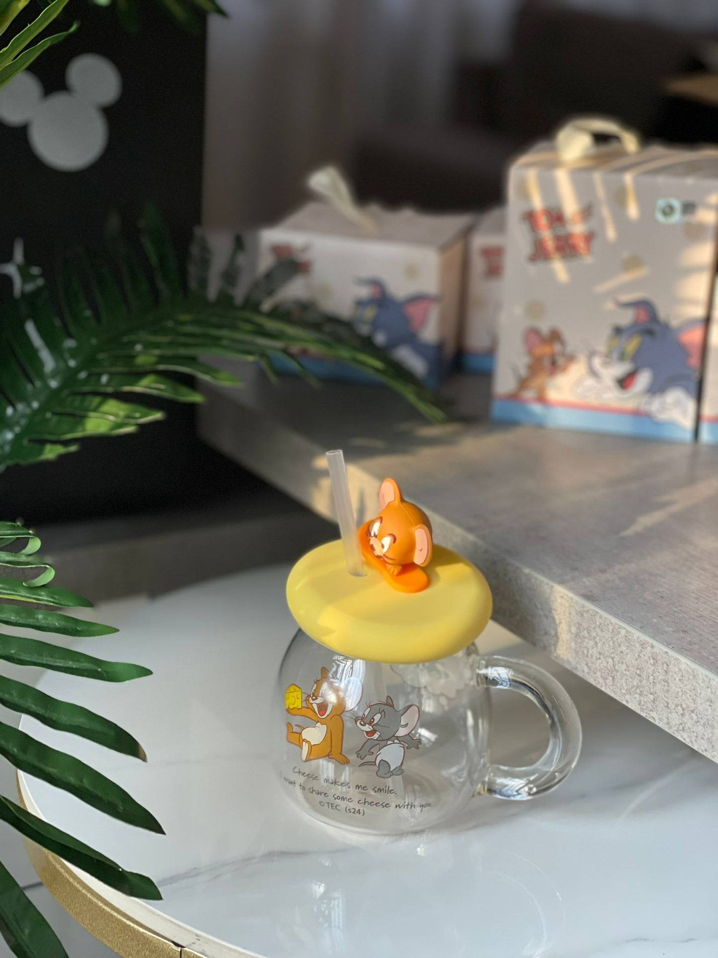 Tom & Jerry 3D Lid Glass Mug + Straw (Jerry)