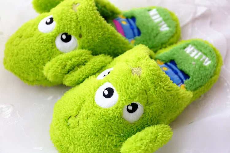 Disney Cartoon Plush Slippers Xmas Autumn And Winter Creative Alien Stitch Winnie The Pooh Soft Home Slippers 35-38 Yards Unisex